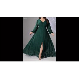 Plus Size, Stylish and Elegant Chiffon Dress with a Touch of Elegance